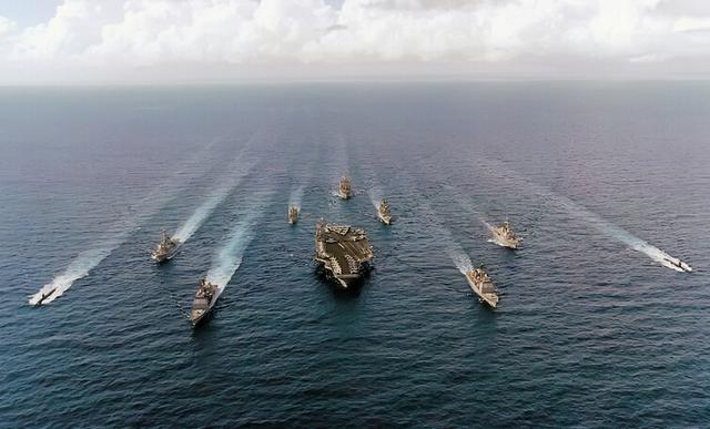 中国九三大阅兵在即，特朗普突然宣布，美国要再重新来一场阅兵