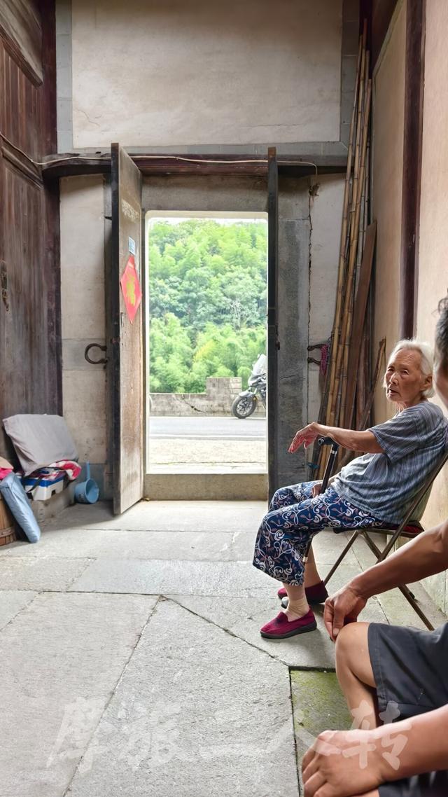 皖浙摩旅二人转——磻溪村篇