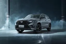 一箱油700公里，才卖9万多，这三款燃油车是公认省油王，还不怕坏图片