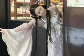 当代跳水女神的奥运后生活：陈芋汐的精彩蝶变，穿汉服也是美美哒图片