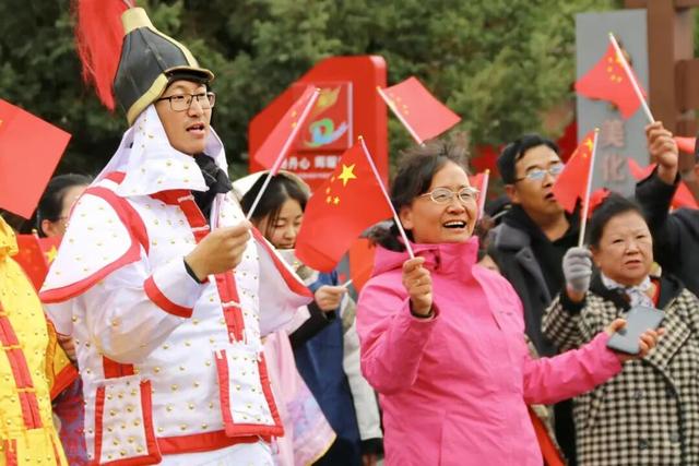 【向黑河出发→】在瑷珲古城“穿越”一次！体验巡游、皮影、非遗手作~