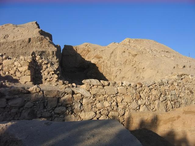 “巴勒斯坦不存在”：格维尔的魔术表演与以色列的忘恩负义大全