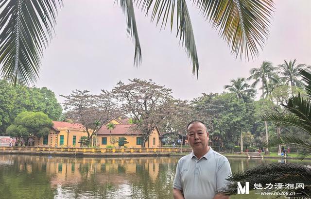 巴亭广场：河内心脏的庄严与温情