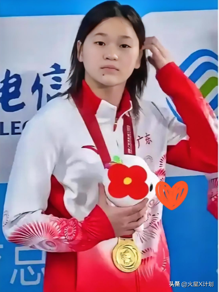 王伟莹终于坦白！难怪全红婵会退出个人赛，樊振东一个字都没说错