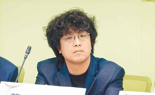 亲绿网军头子讽沈伯洋“不要脸”