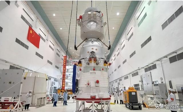 太空“垃圾围城”？中国激光“扫地机器人”申请出战！清扫碎片