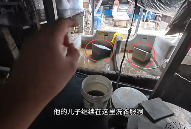中国夫妻探秘印度贫民窟：丈夫被石头砸满头包，妻子一直被打臀部