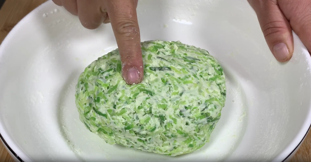 冬天遇见它使劲吃，生吃利水消肿，熟吃化痰止咳	，错过可惜了