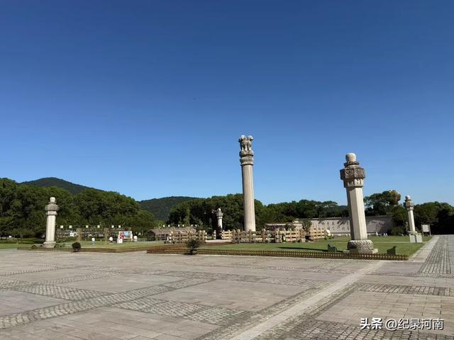 无锡灵山大佛，环山抱水，风景秀丽！