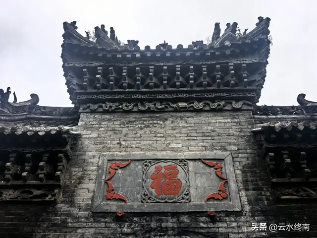 蜀道上的大人物，没有一个不来这里拜谒，但我是个看热闹打酱油的