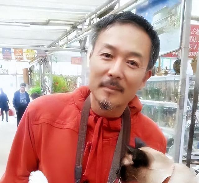《上海一家人》主演今何在？巧珍仍在演戏，黑皮做编剧，她刚去世