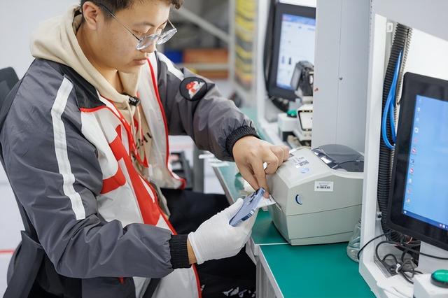 转转彻底转型，闲鱼坚守老路！二手电商巨变背后，信任成大分水岭