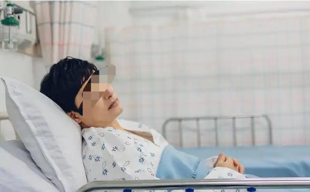 感染乙肝后，身体会陆续出现这些症状，医生告诫：早期要警惕