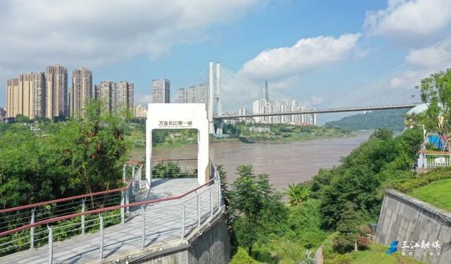 住在三江｜滨江片区的“乡愁”与“享受”