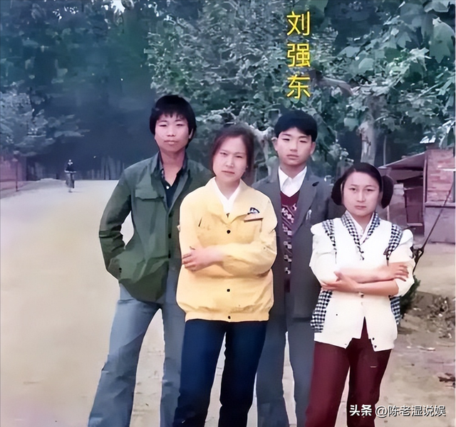 夫妻本是同林鸟，但这一次，奶茶妹也“救不了 放飞自我”的刘强东