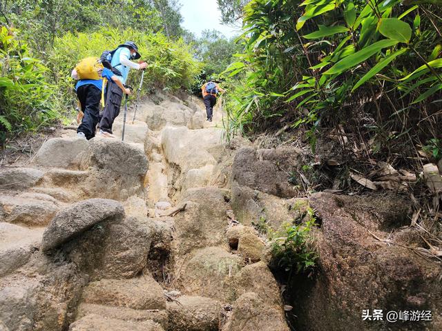 再战牛牯嶂，这次终于成功，下山路太折磨人