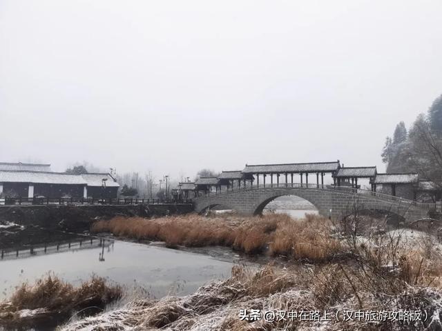 汉中多景区发布闭园公告→