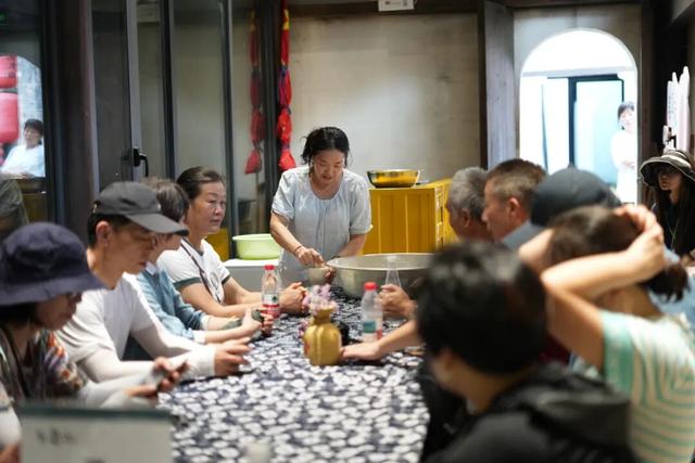 喜报!大灵山旅游度假区荣获“2025年度皖美消费”优秀场景! | 皖美冬日 | 第十五届安徽国际文化旅游节