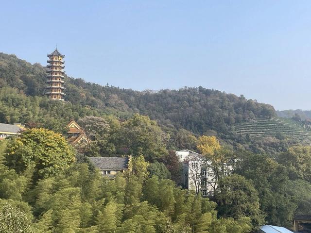 骑游江宁方山祖堂山：一坊一庙一观一寺