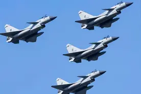 莫迪下令大批无人机越境袭击，77架殉爆！又成了中国武器的表演场图片