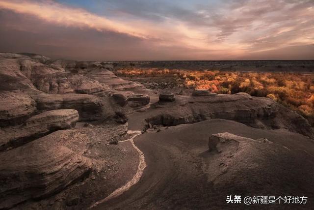 克拉玛依5处小众赏秋地，别只说它「油」了！