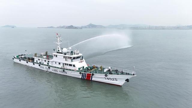 只剩下最后4公里登陆！台海再发生激烈对峙！台当局乱成一锅粥