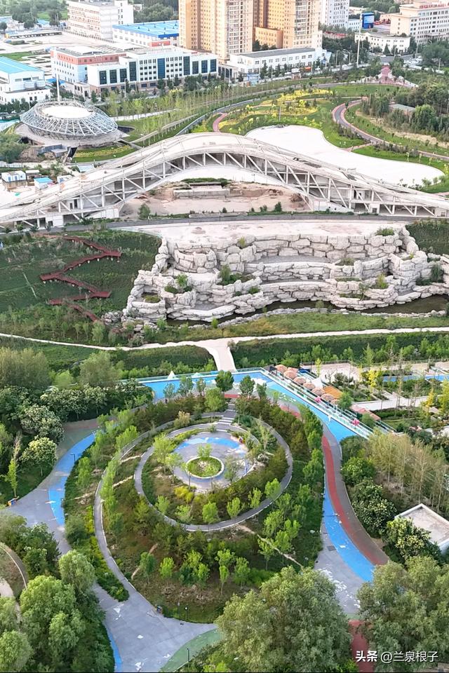 晨色里的兰州七里河彭家坪——都市文化休闲公园