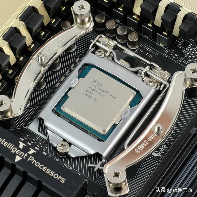 Intel酷睿Ultra 300倒计时 主打能耗比性能再高10%！