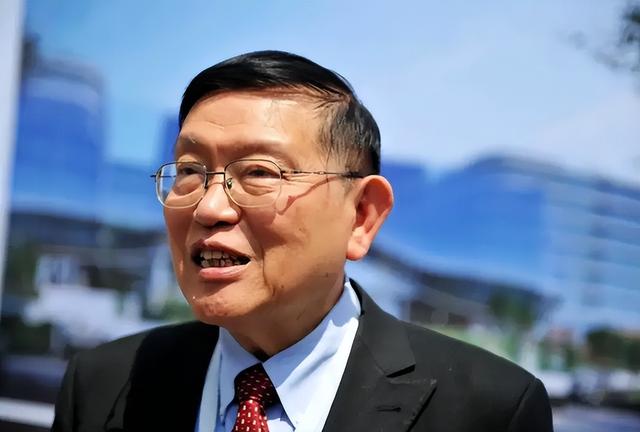 “中国半导体教父”张汝京，为回大陆造芯片，被开除台湾省户籍