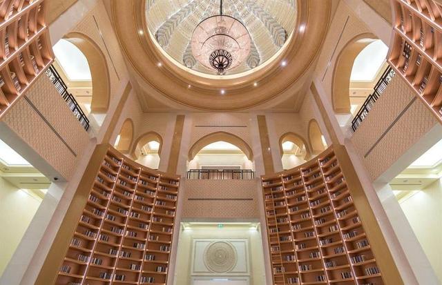 全球最富有王室的豪华住宅大揭秘