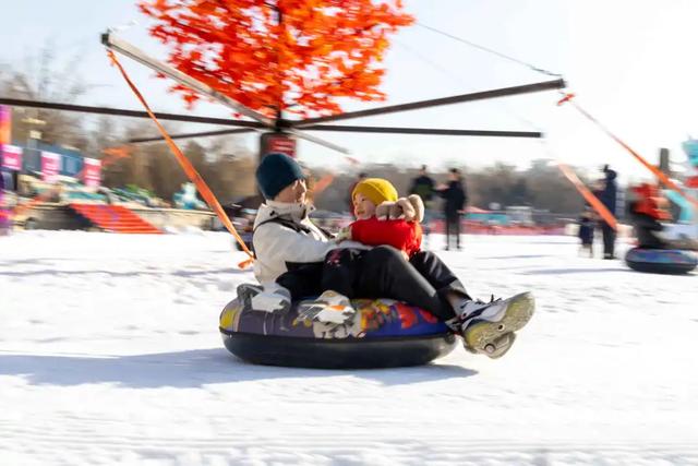 2万㎡超大雪场敞开玩儿!龙潭冰雪节焕新升级→