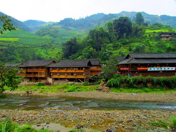 广西旅游：探寻壮丽奇观龙脊梯田（图）