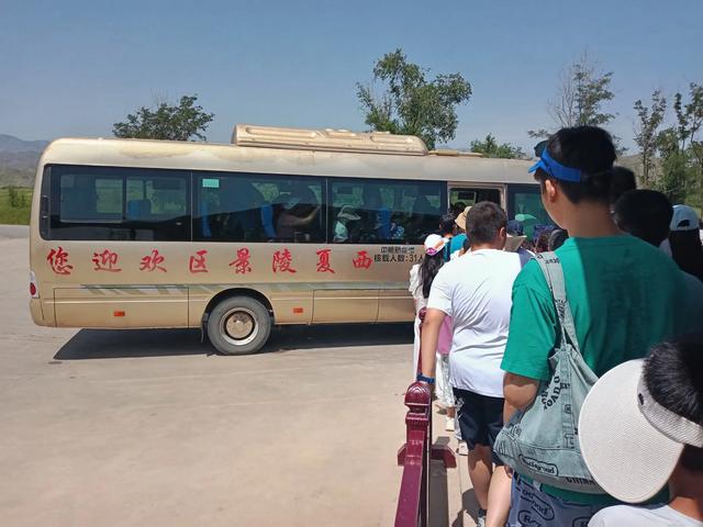 齐鲁人银川行记：探秘西夏王陵，触摸历史的脉搏