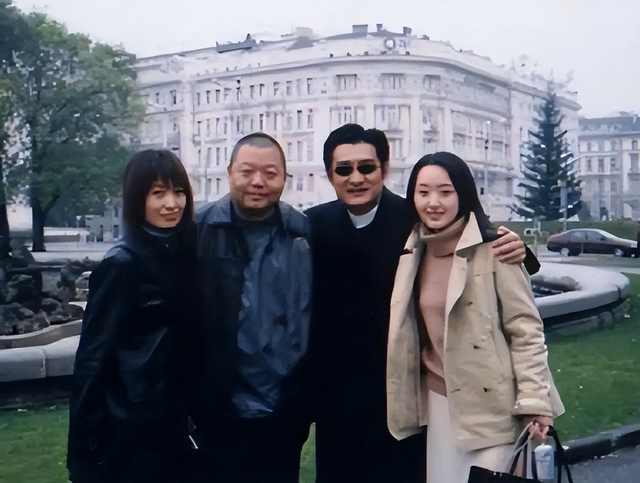 她5次上春晚，被恩师骗怀孕，自杀未遂不幸流产，57岁却依旧单身
