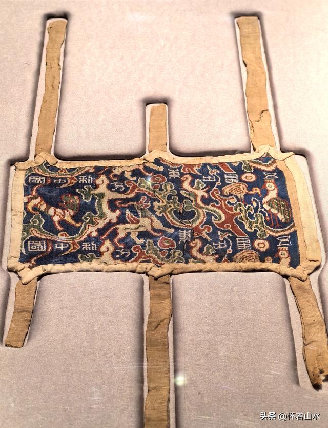 2025环南疆沙漠铁路背包自由行日记(1)——从乌鲁木齐到若羌