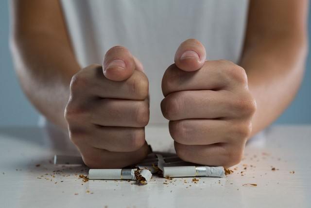 吸烟不过肺就不会影响健康？医生：吸烟不管过不过肺，都有害健康
