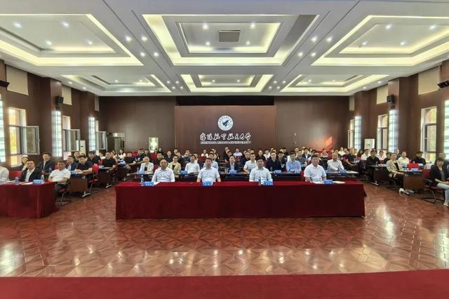 辽宁省低空经济产业联盟揭牌成立并成功举办首届校企交流会