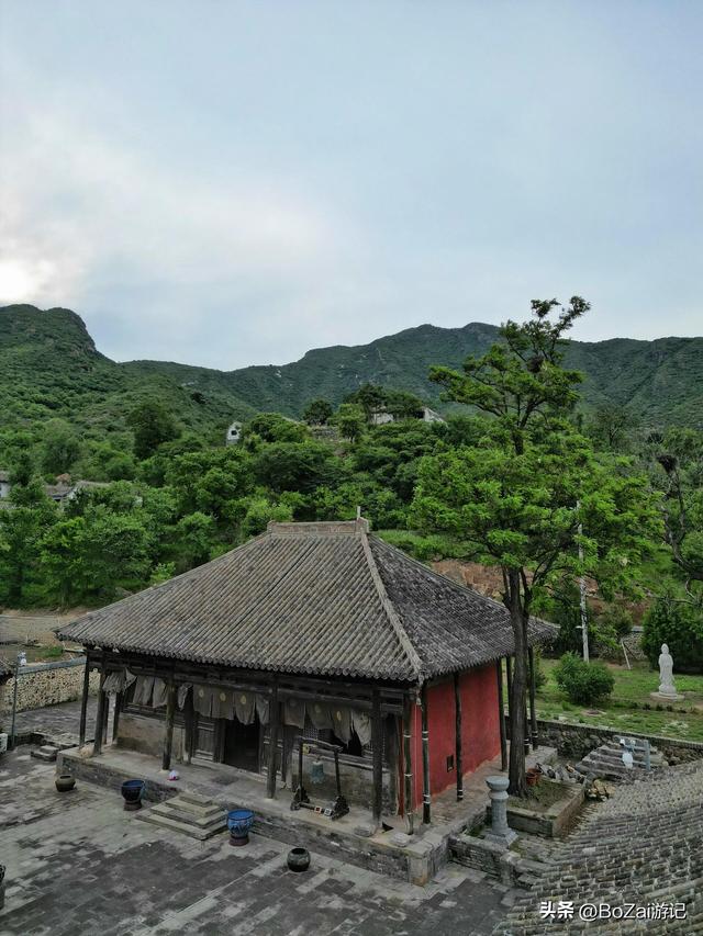 京西深藏千年古寺，灵岳寺藏满宋元密码，庑殿顶形制太罕见