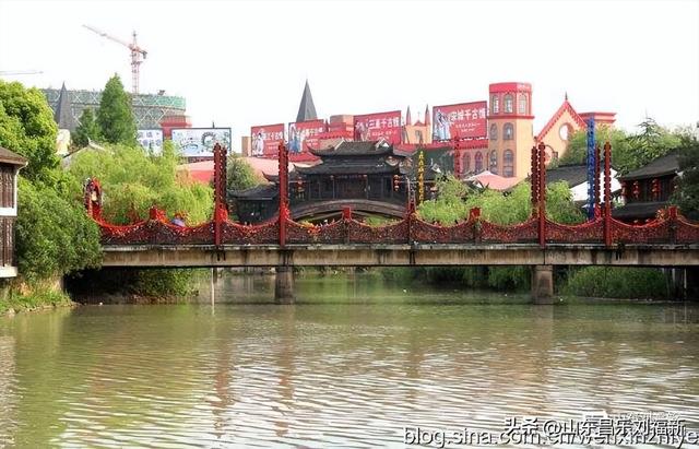 杭州324路公交车沿途风光（皖浙沪旅游122）