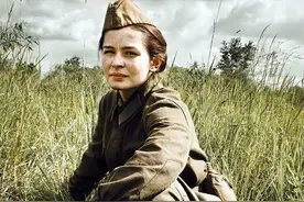 苏联女兵日记：战地只有性没有爱情，可我却深爱着一个负心人图片