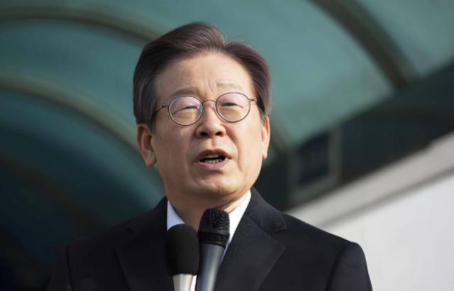 这就是亲美的代价！李在明突遭晴天霹雳，朝鲜提出四点主张，特朗普若肯接受，两个人就能见面