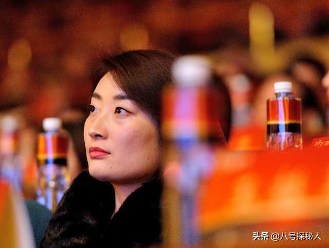 娃哈哈突然改名“娃小宗”，一个时代落幕，世界果然是个草台班子