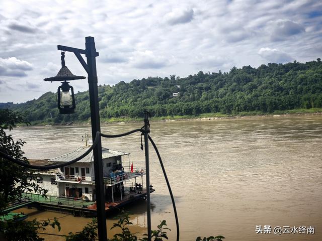 “万里长江第一古镇”，不但有好吃好玩的，还曾撑起中国半壁文脉