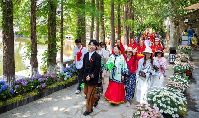 热搜三连！黄陂这个六百年古村变身“顶流片场”