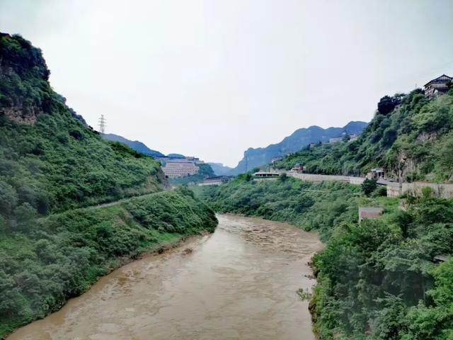 赤水河畔，川黔渡口二郎滩