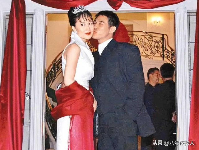 利智风流史:被4男人抛弃，传闻与赌王生3子女，“吊”李连杰10年