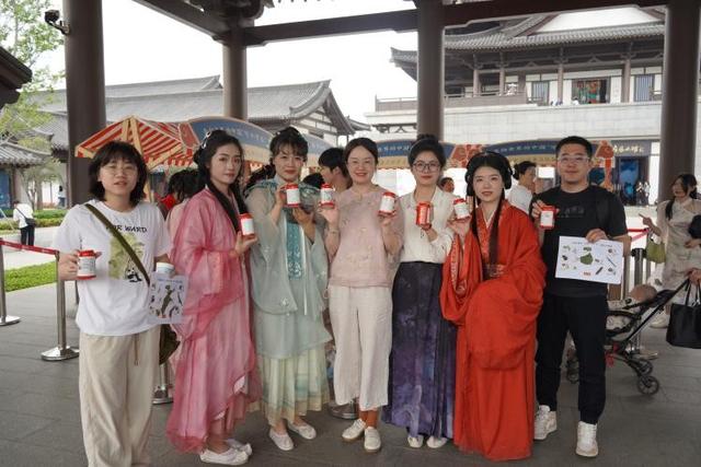传承不息，创新不止！王老吉郑荣波获颁国家级非遗代表性传承人证书