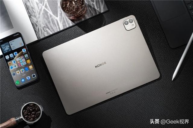 全能安卓平板推荐——荣耀平板MagicPad 3 深度解析