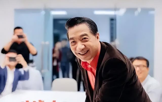 为什么“战略忽悠局局长”张召忠，突然消失了，去哪里了？