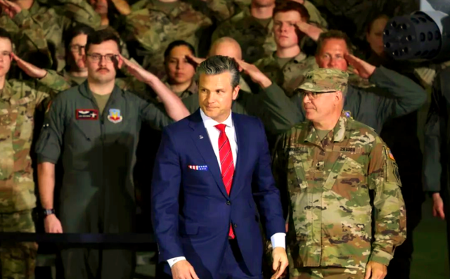 委内瑞拉政府成“恐怖组织”？特朗普：团团围住彻底封锁